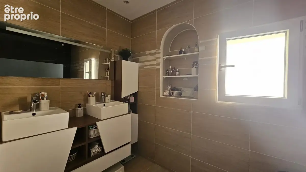 Maison 4 pièces 110 m² à vendre à Sassenage (38360) - photo 8