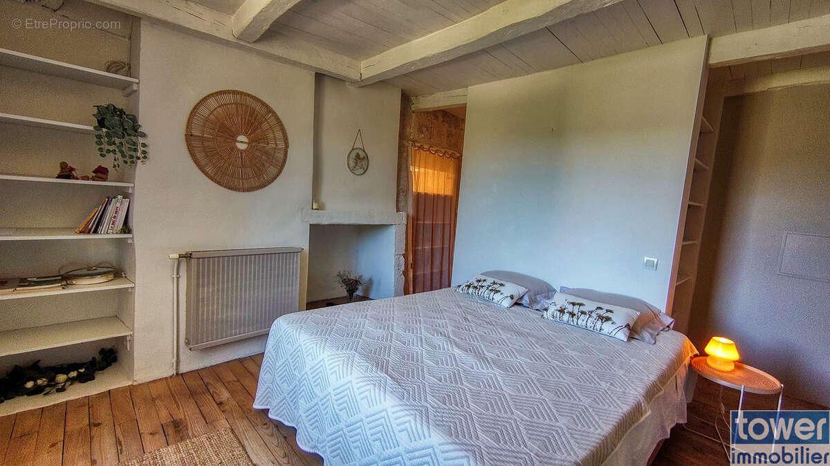 Maison à BAGAT-EN-QUERCY