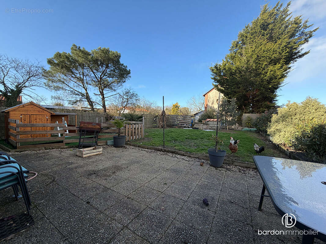 Maison à BOIS-DE-CENE