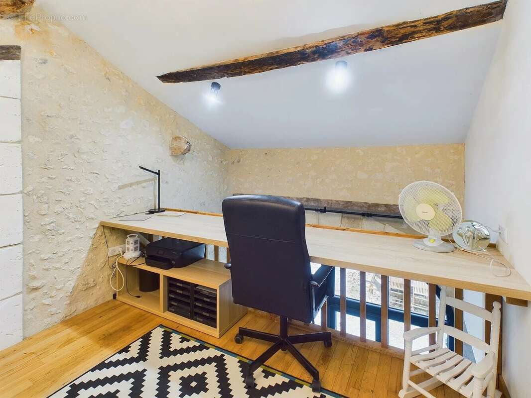 Maison à VILLETOUREIX