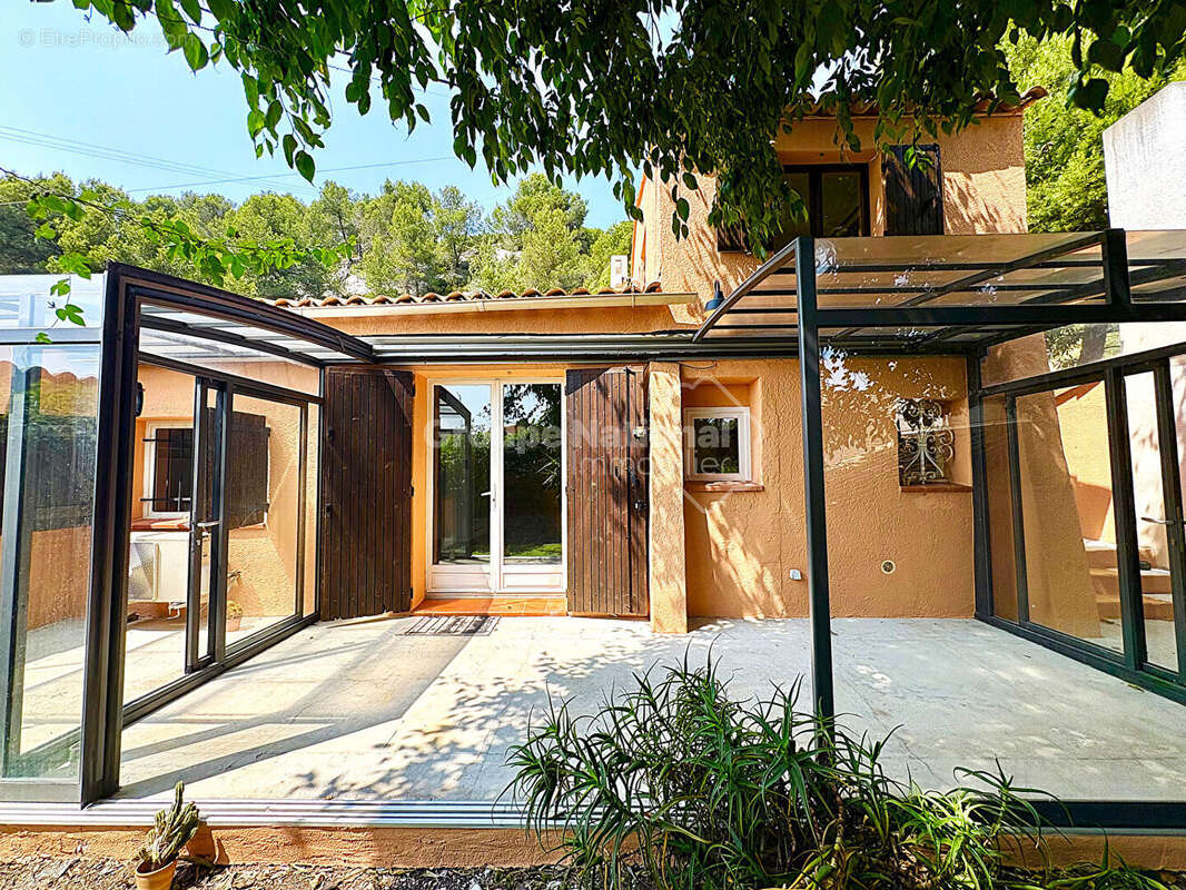 Maison à ENSUES-LA-REDONNE