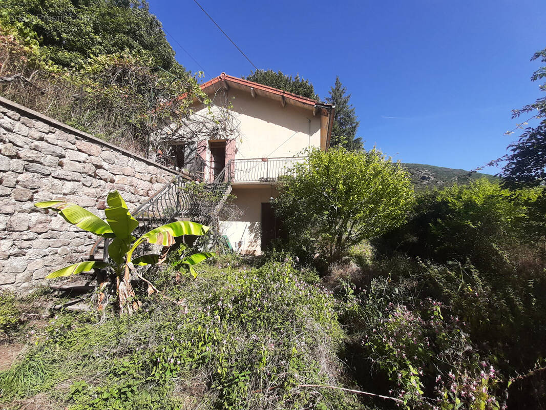 Maison à SAINT-GENEST-LACHAMP