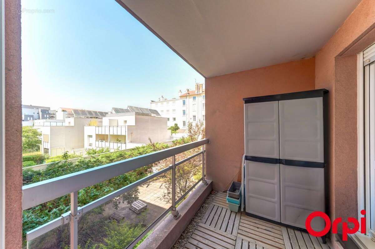 Appartement à LYON-8E