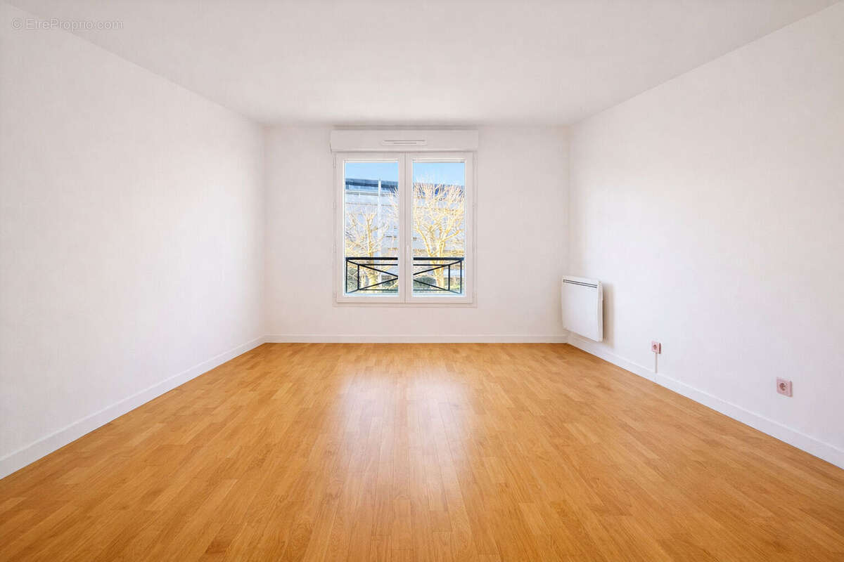 Appartement à EMERAINVILLE