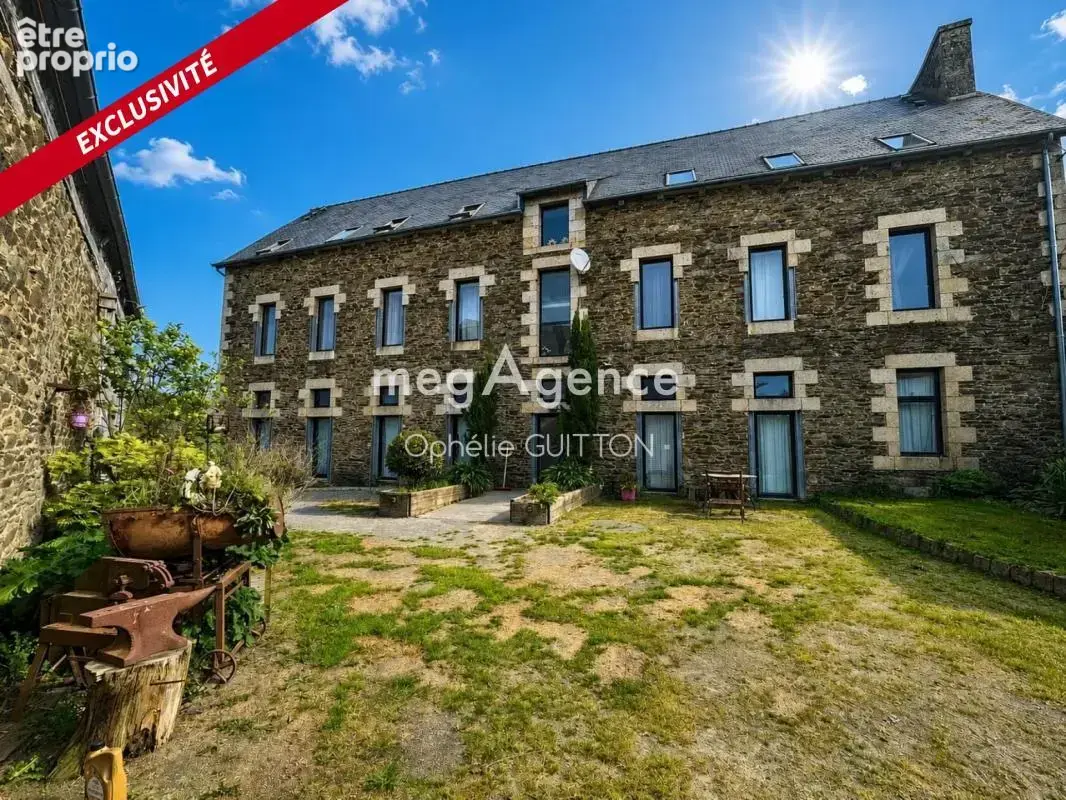 Appartement à LA ROCHE-DERRIEN