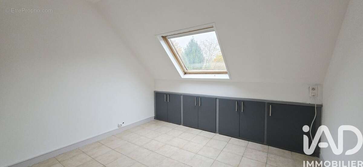 Photo 5 - Maison à ROMILLY-SUR-SEINE