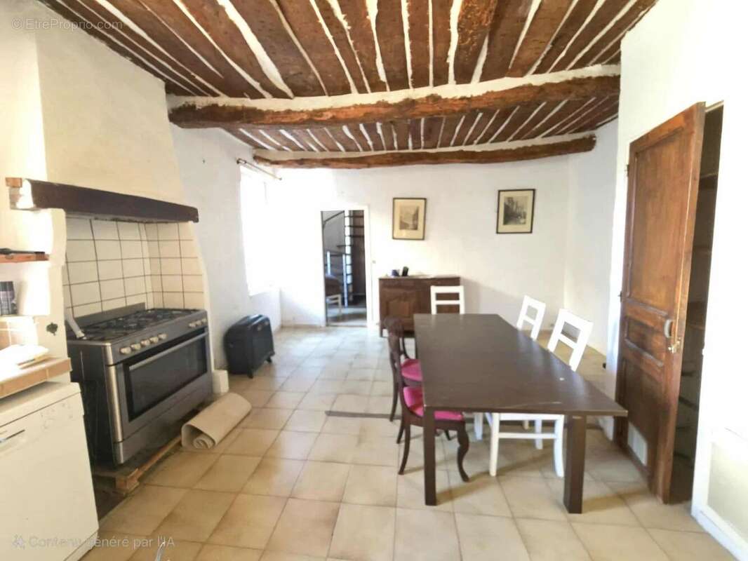 Appartement à LE LUC