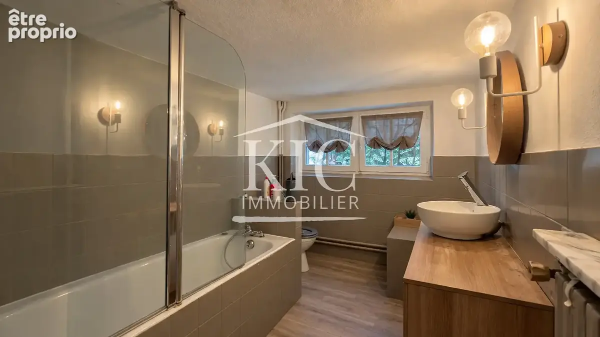 PROCHE CARCASSONNE - Ensemble 2 Maisons 175 m2 et 158 m2 - Garages - Piscine - photo 13