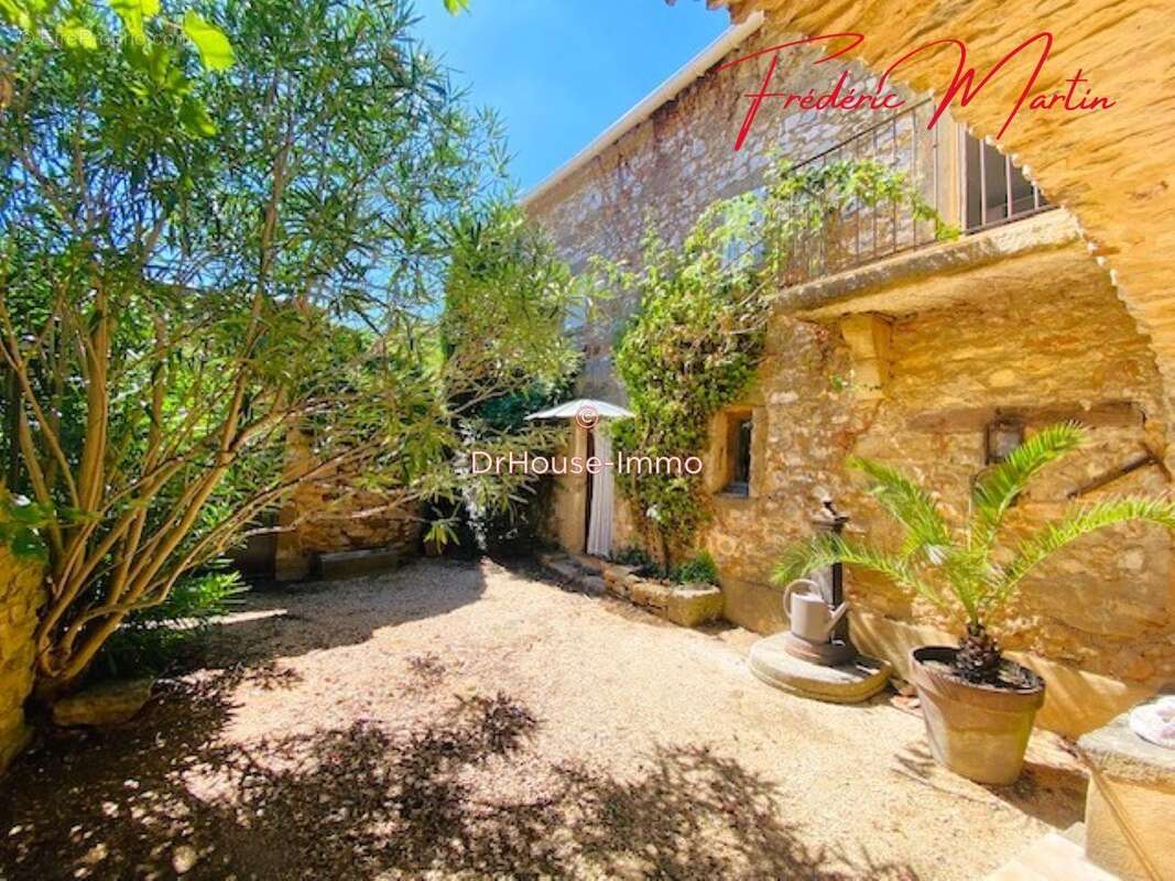 Maison à UZES