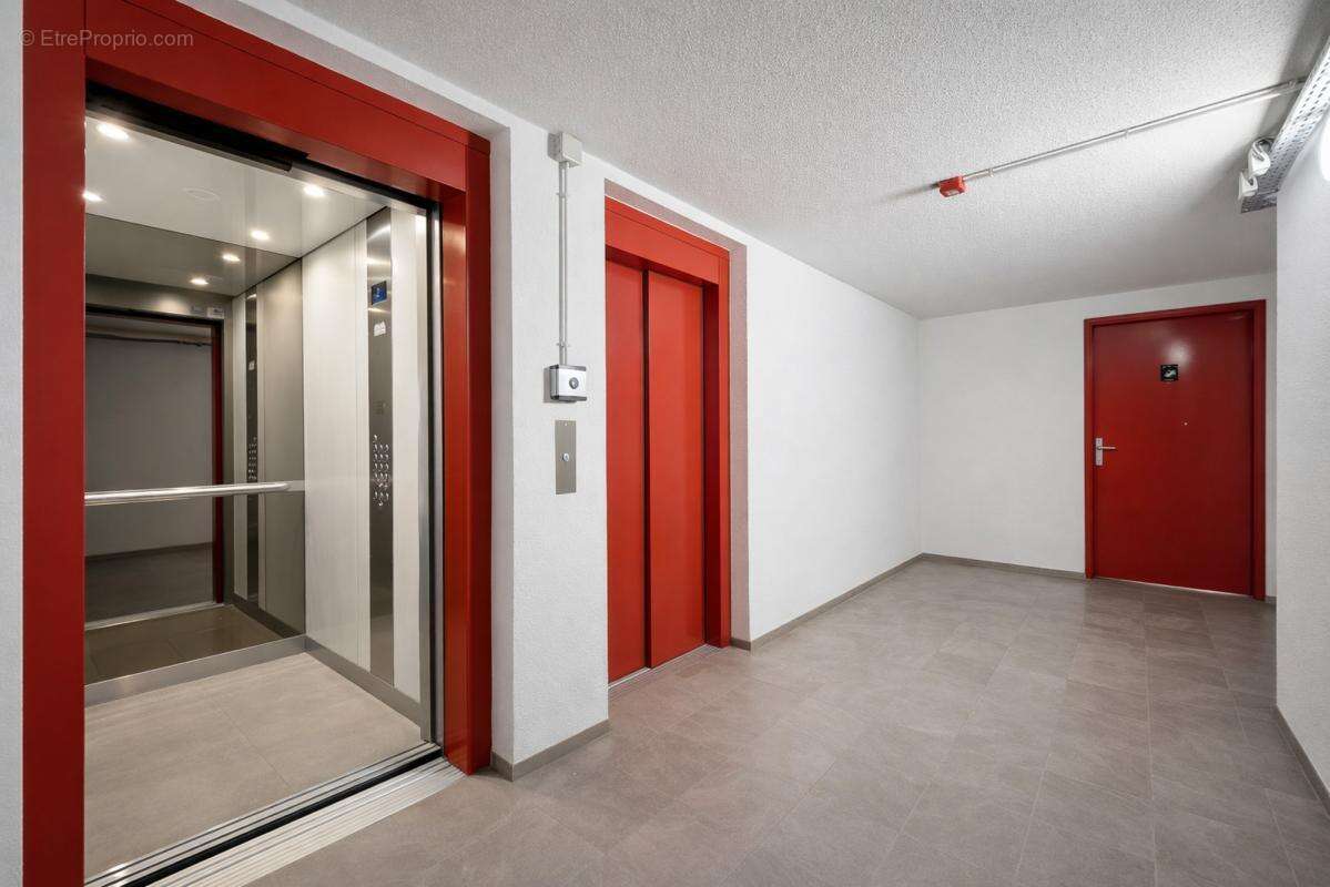 Parking à PARIS-14E