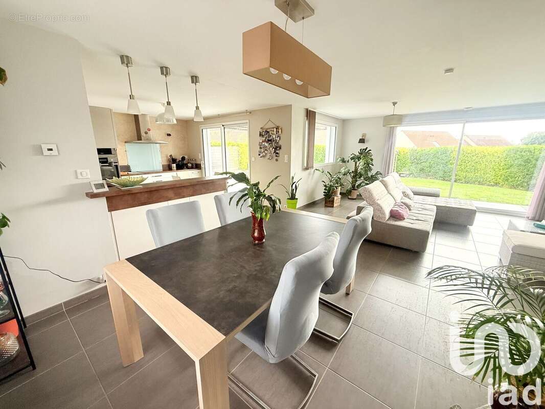 Photo 4 - Maison à YEVRES