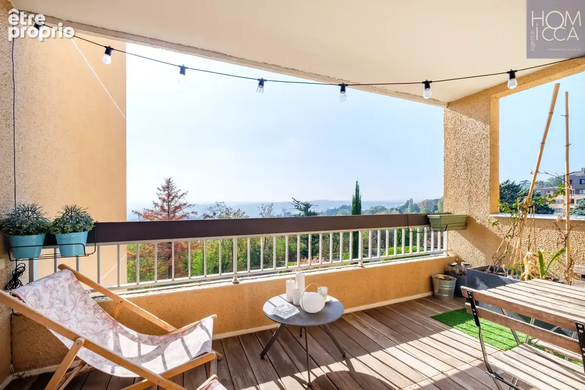 Sainte-foy-lès-lyon proche centre village   appartement familial de 95 m2 rénové avec terrasse - photo 4