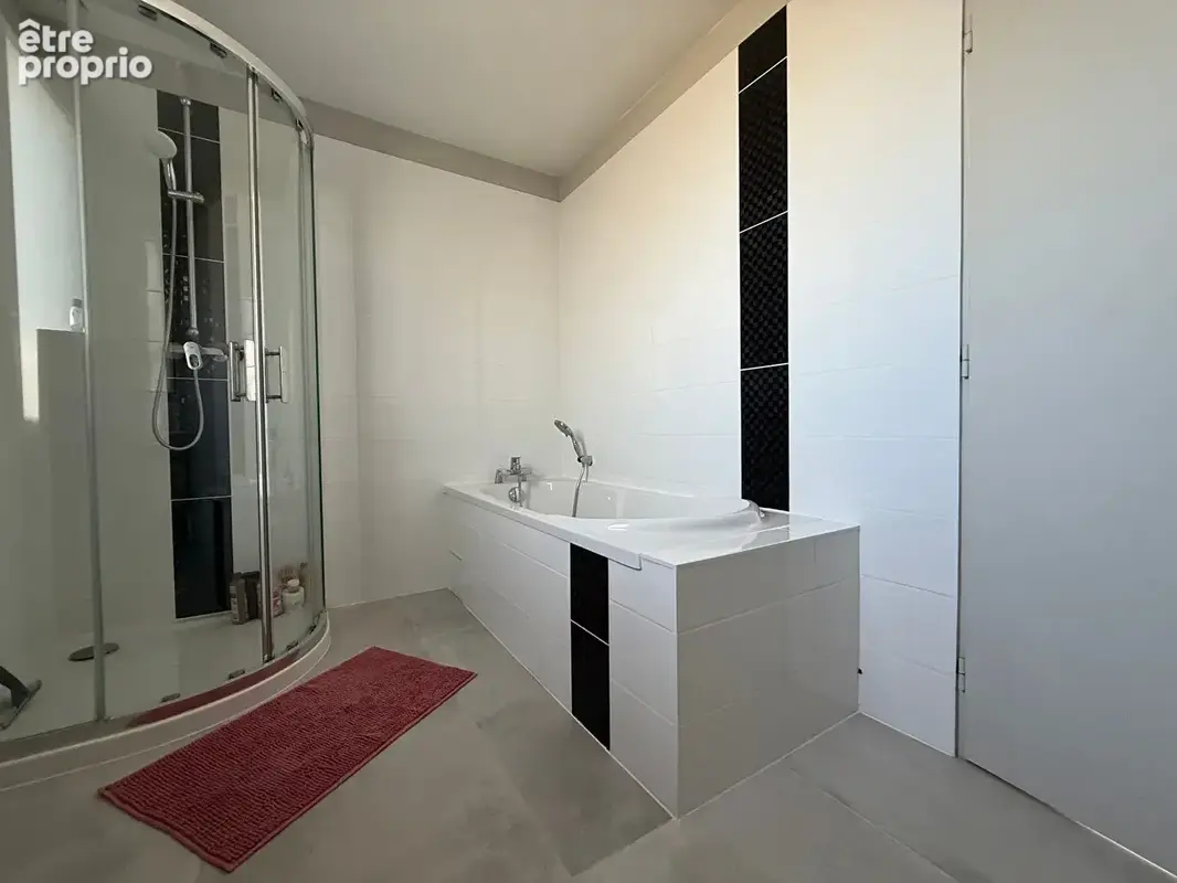 Maison rénovée de 96 m2 avec jardin de 362 m² Proche commerces - photo 9