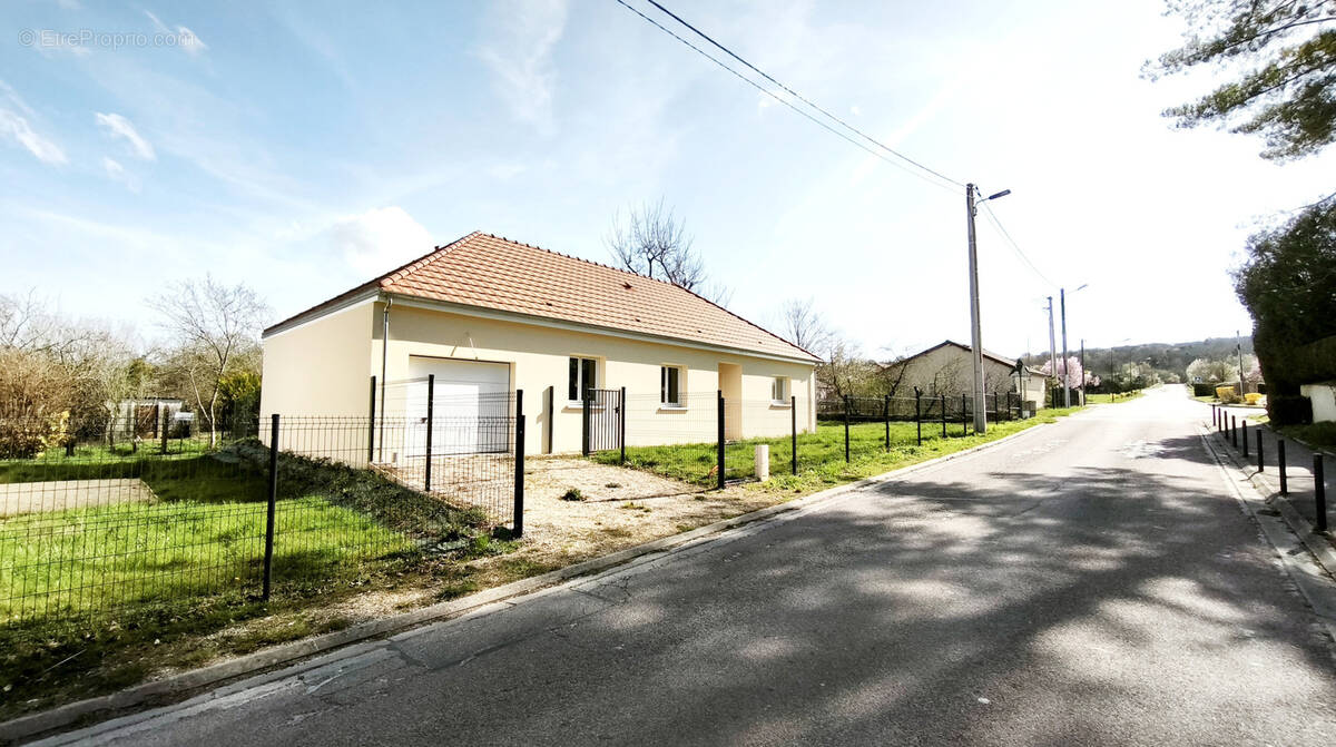 Maison à FONTVANNES