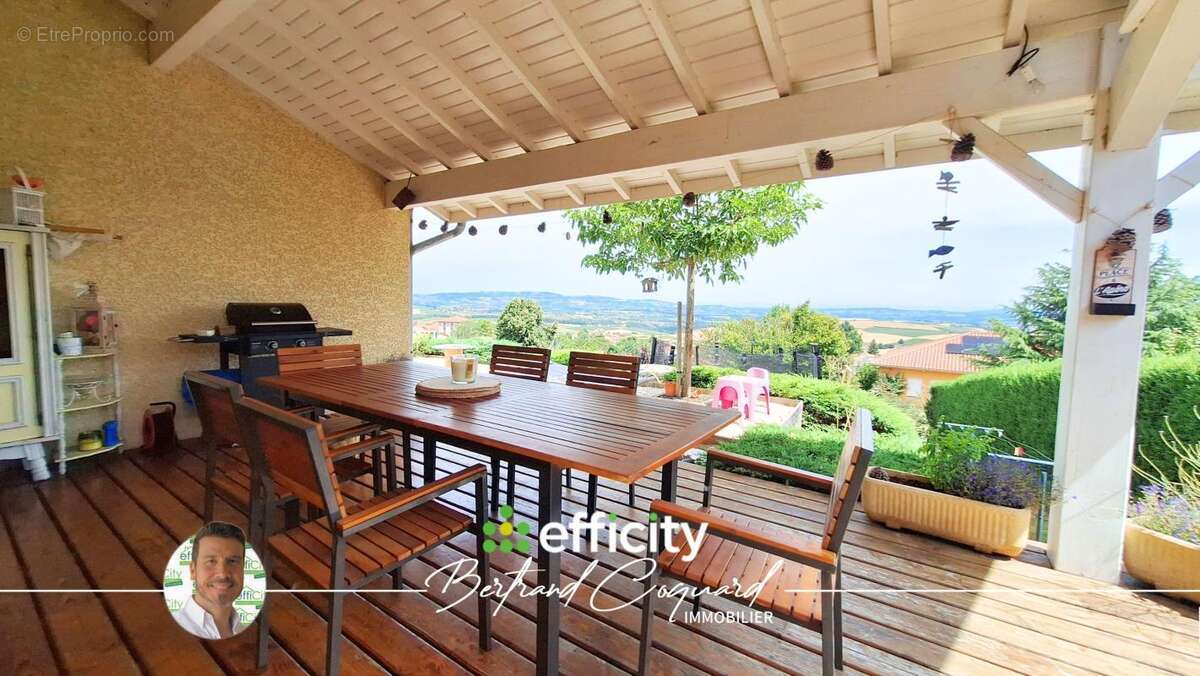 Maison à PONTCHARRA-SUR-TURDINE