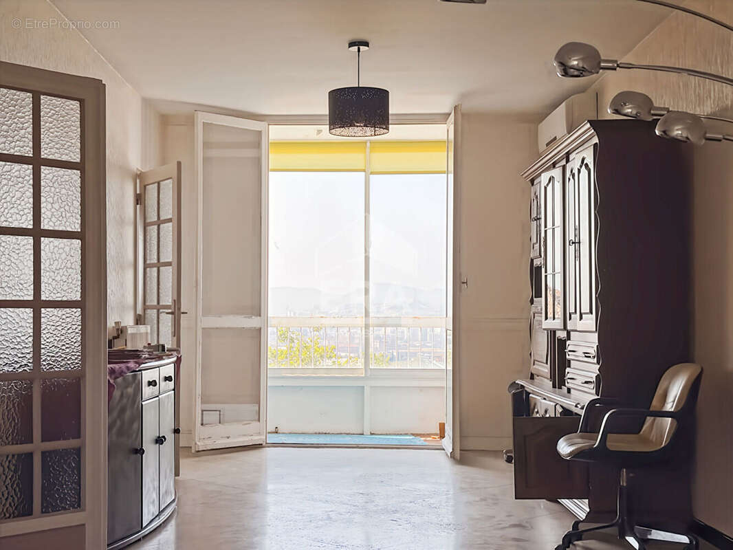 Appartement 72m² à marseille 15e arrondissement - photo 3