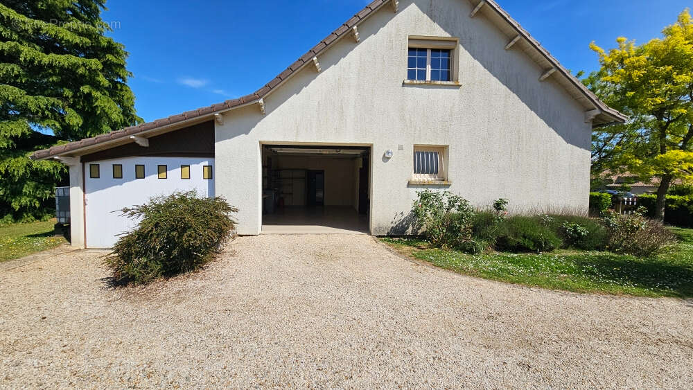 Maison à ECHIRE