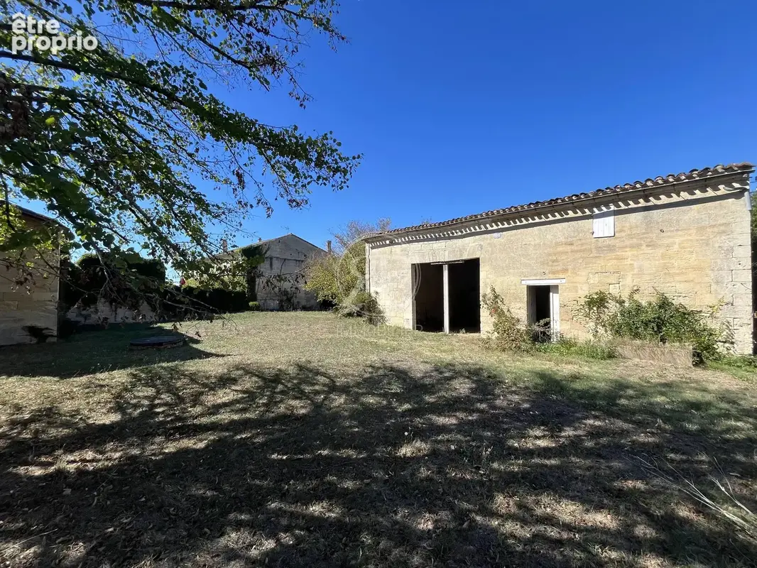 Maison en pierre avec dépendances et terrain de plus de 6 700 m² - photo 24