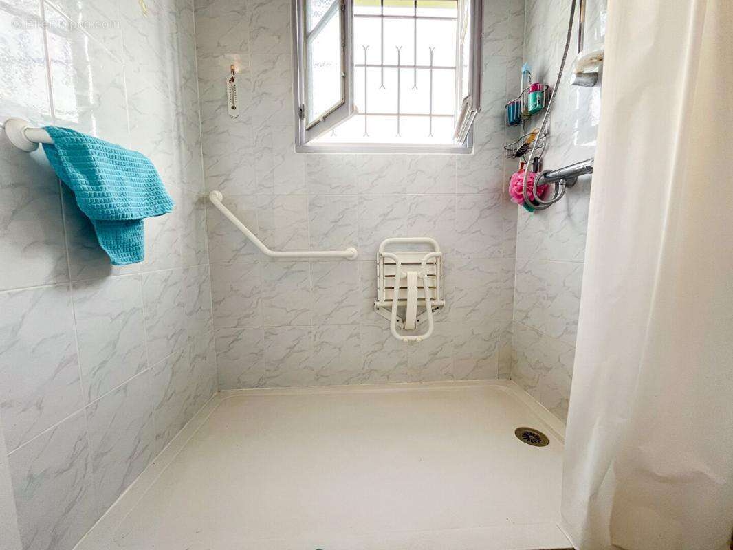 Maison à JEU-MALOCHES