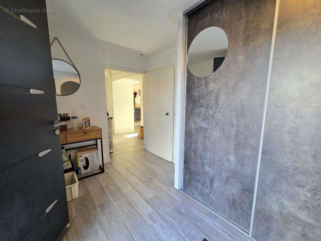 Maison à COMPS-LA-GRAND-VILLE