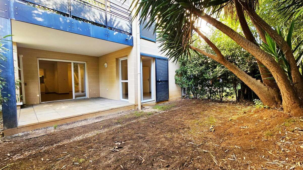 Appartement à LE CANNET