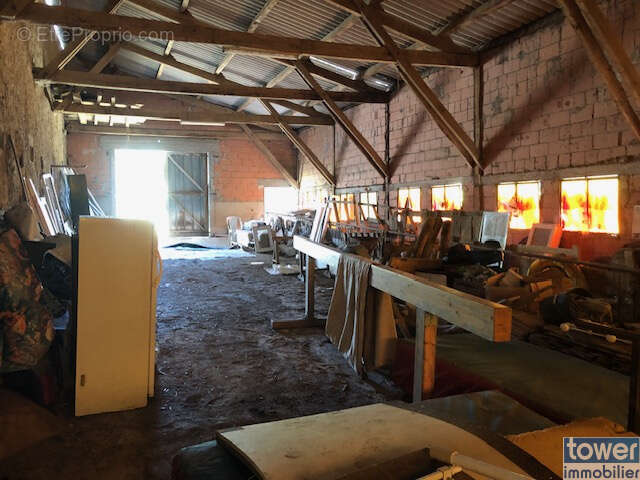 A vendre corps de ferme avec fort potentiel - LA Fouillade 12200 - photo 3