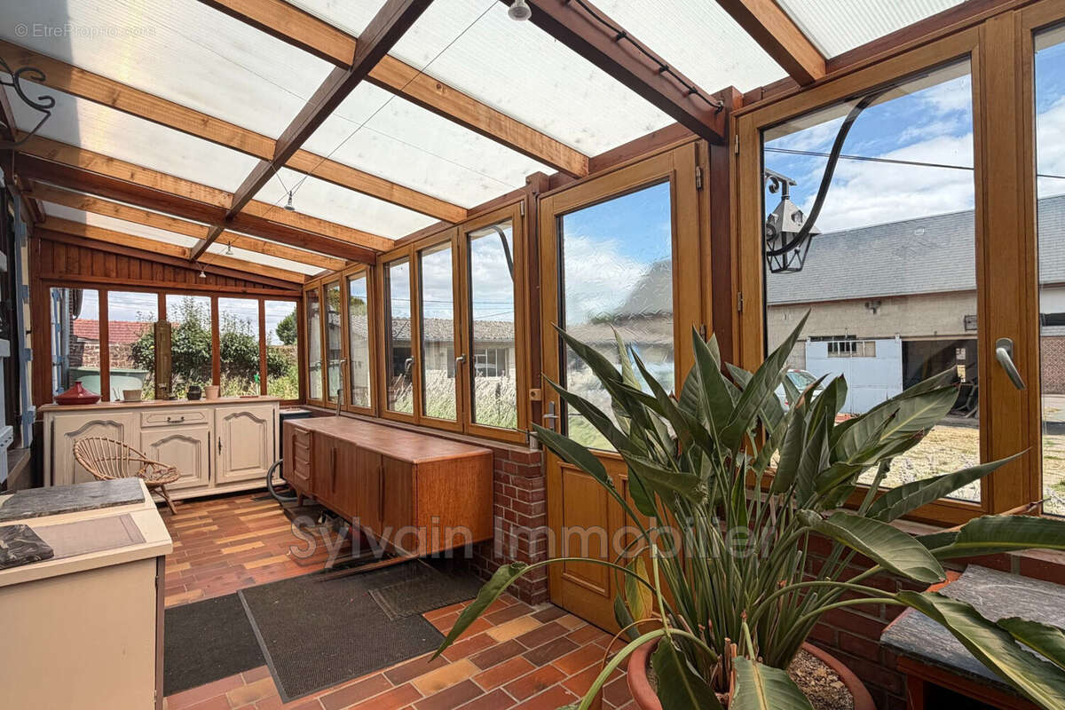 Maison 117 m² à Marseille-En-Beauvaisis  - photo 2