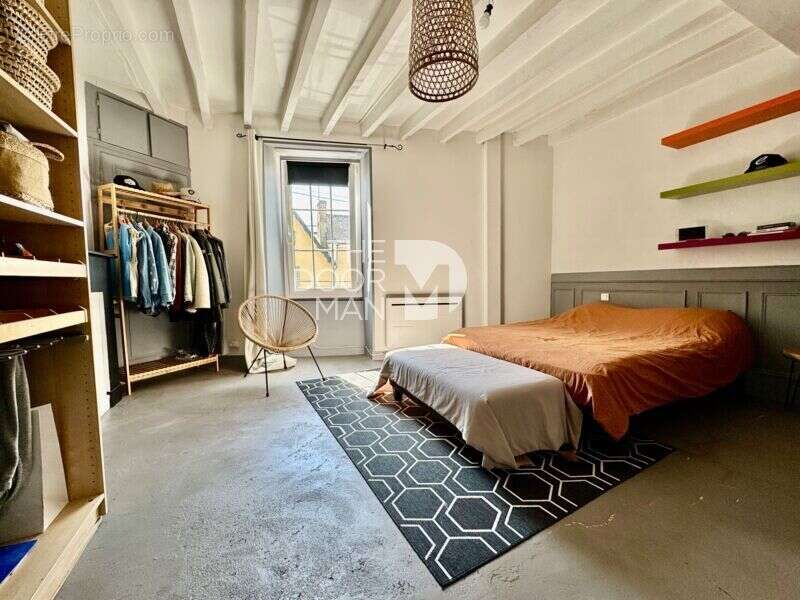 Maison 53000 - photo 8