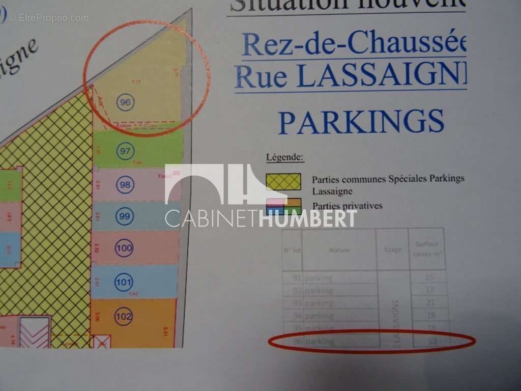 Parking à SAINT-ETIENNE