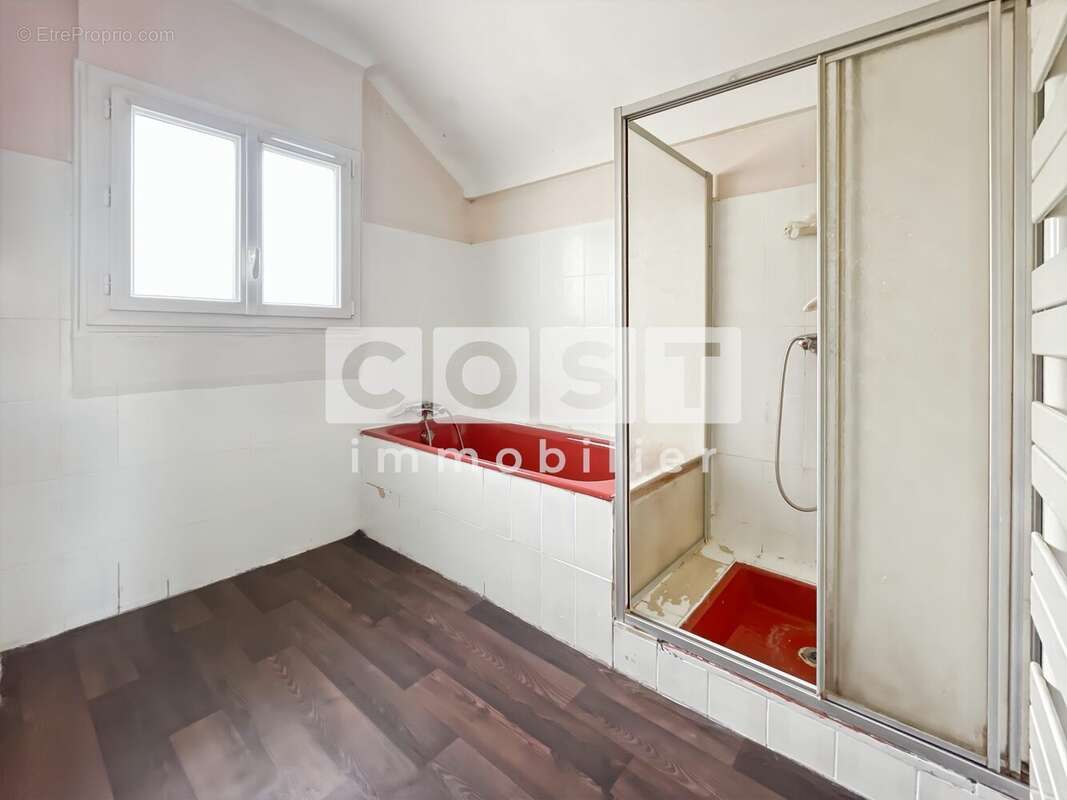 Maison à ASNIERES-SUR-SEINE