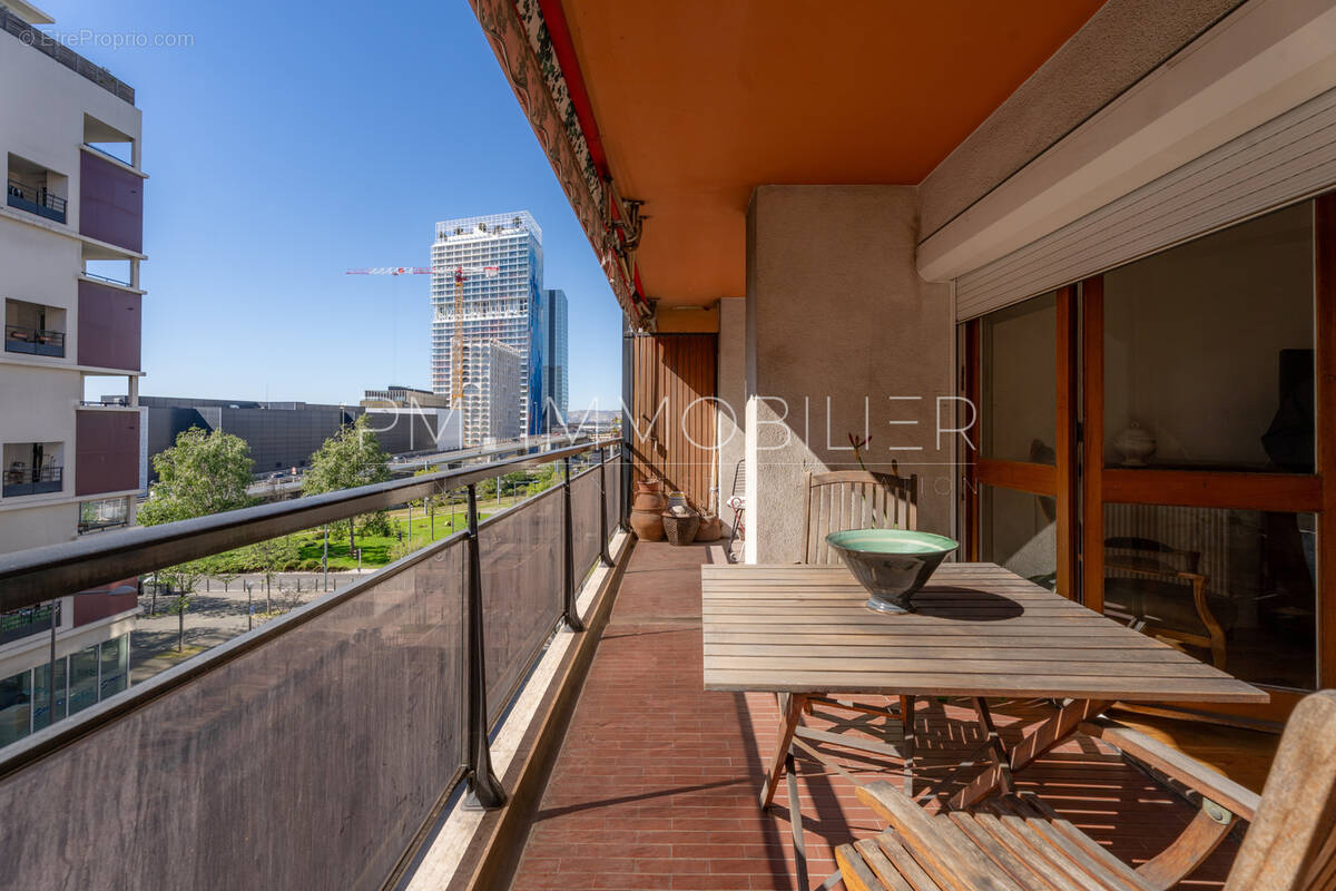 Appartement à MARSEILLE-2E