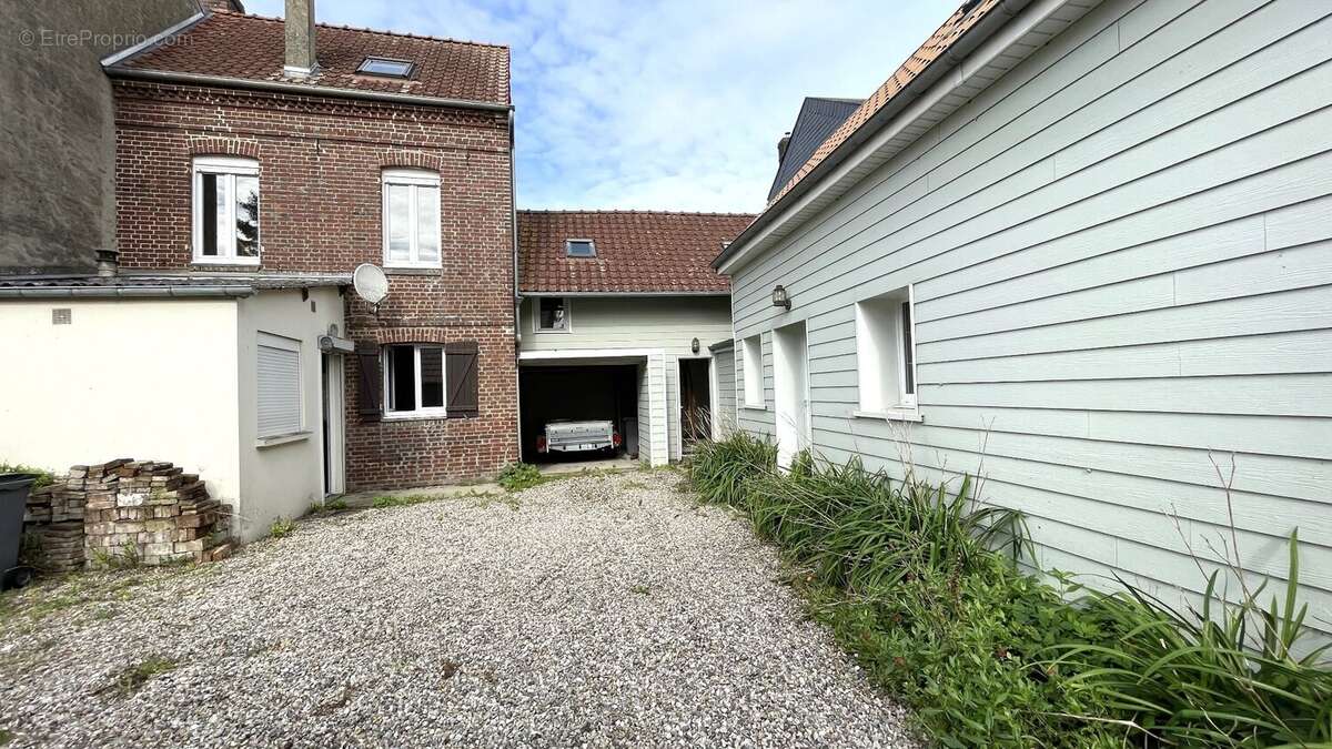 Maison à BEAUCHAMPS