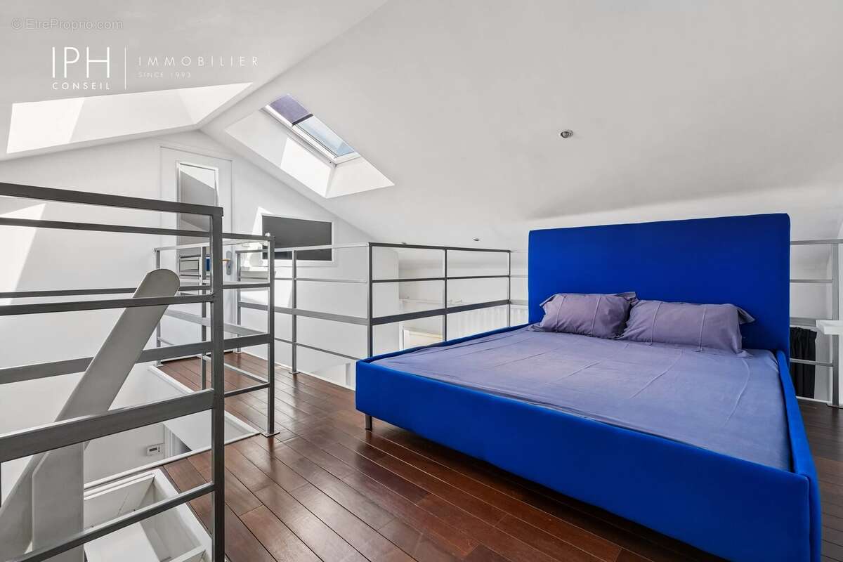 Appartement à LEVALLOIS-PERRET