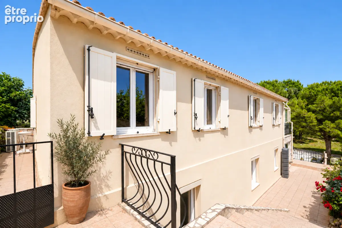 Maison familiale de 160 m² avec dépendance, garage et piscine - photo 4