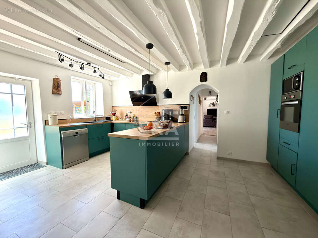 Maison à EGREVILLE