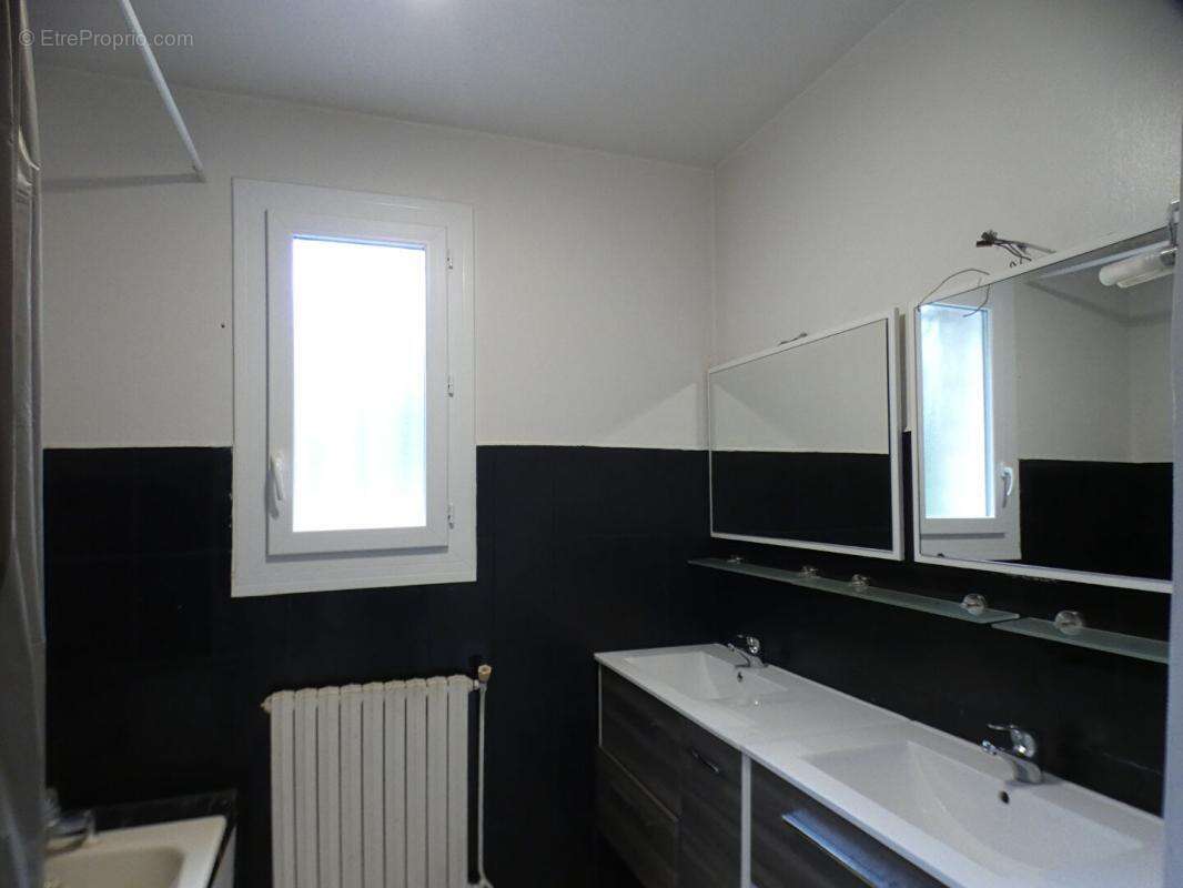 Maison Terrasson Lavilledieu 4 chambres avec piscine - photo 11