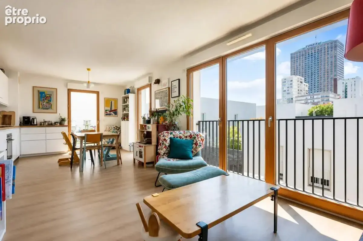 Appartement à AUBERVILLIERS