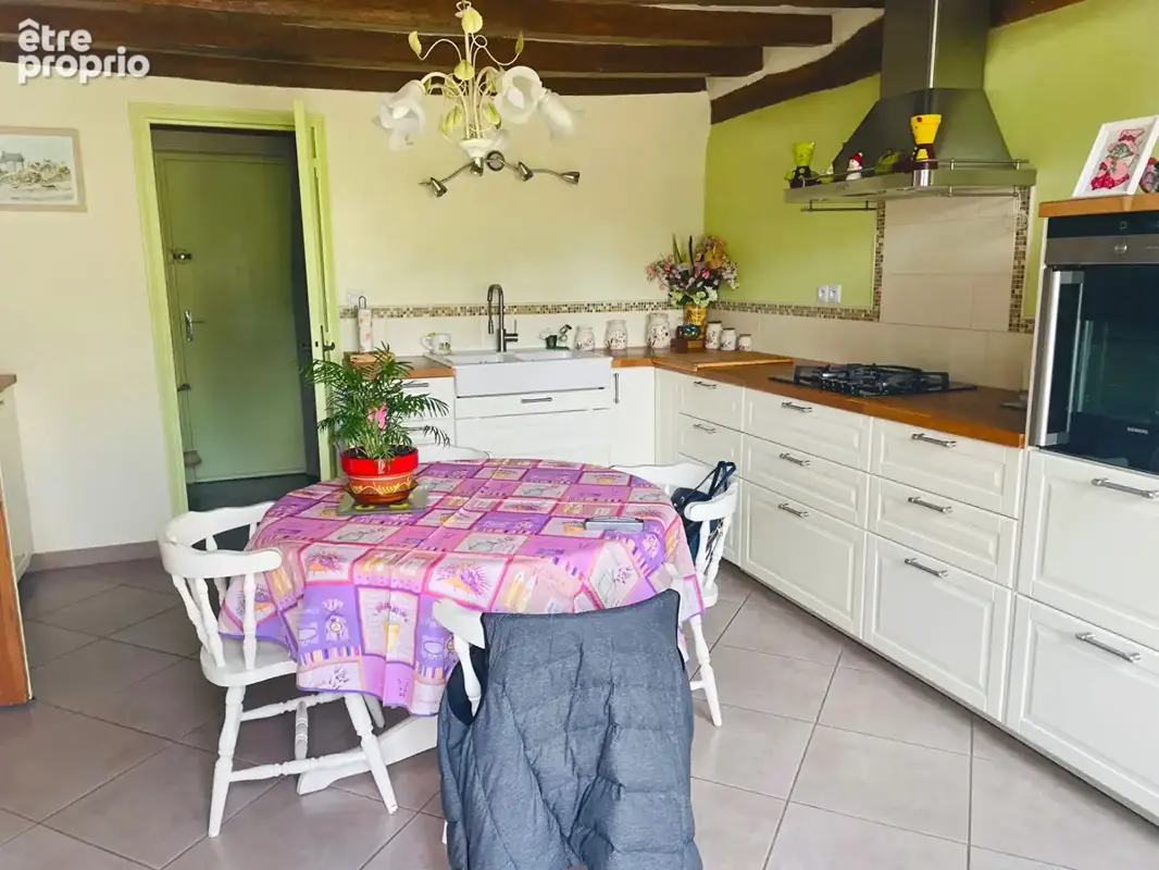 Longère en pierre 180 m² avec dépendances / Charme de l'ancien à Cussay - photo 12