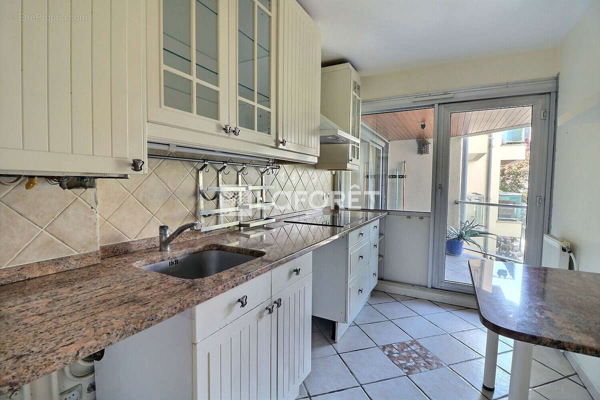 Appartement à RUEIL-MALMAISON