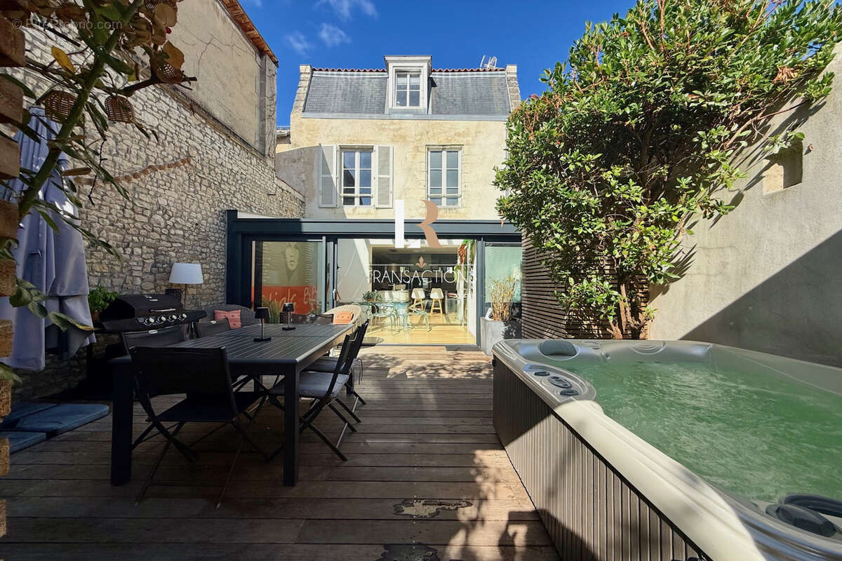 Maison à LA ROCHELLE