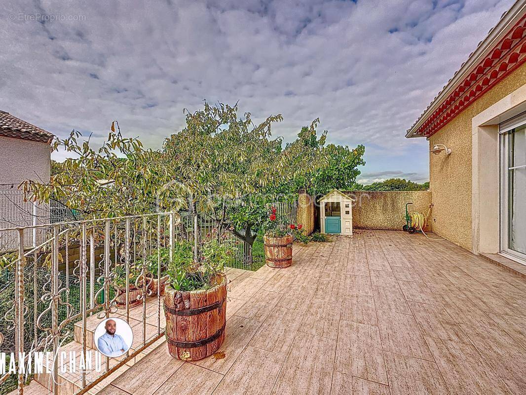 À Vendre : Belle Maison de 155 m² à Gignac, au Calme et Proche du Centre - photo 3