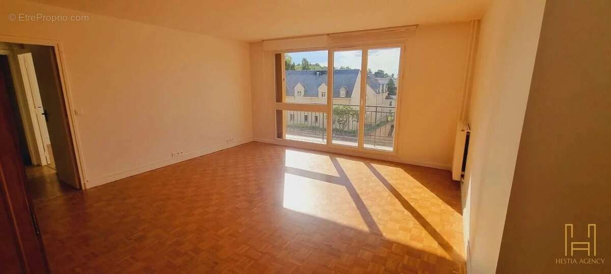 Appartement à VERSAILLES