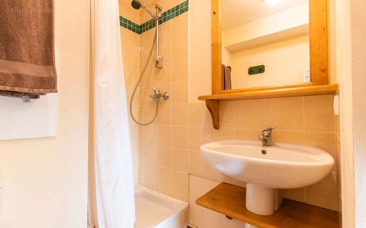 Appartement à LES AVANCHERS-VALMOREL