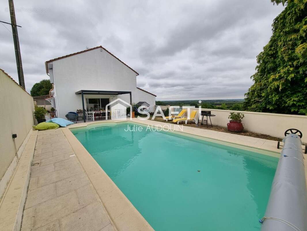 Photo 6 - Maison à CHERVES-RICHEMONT