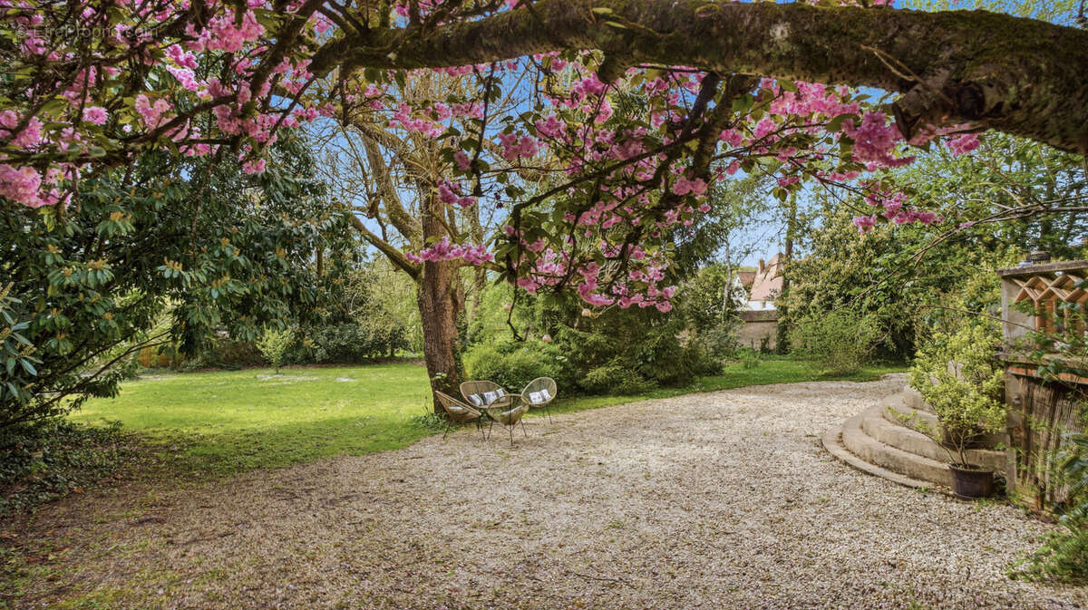 Maison à BOURRON-MARLOTTE