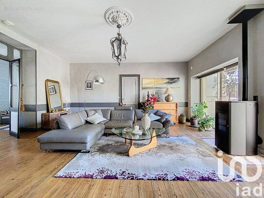 Photo 1 - Maison à VILLANDRAUT