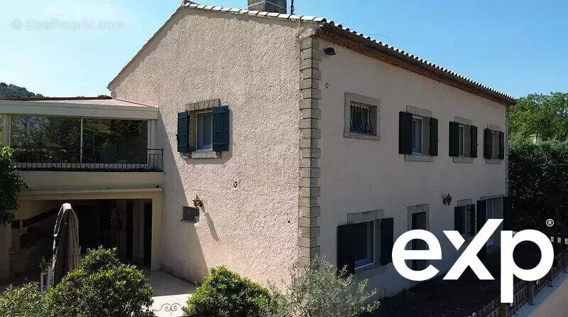 Maison à LA ROQUE-D'ANTHERON