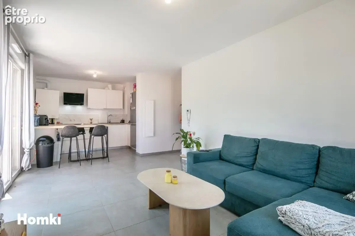 Appartement T2 de 46 m2 à Saint-Égrève 38120, Rue Lucie et Paulette Roche - photo 2