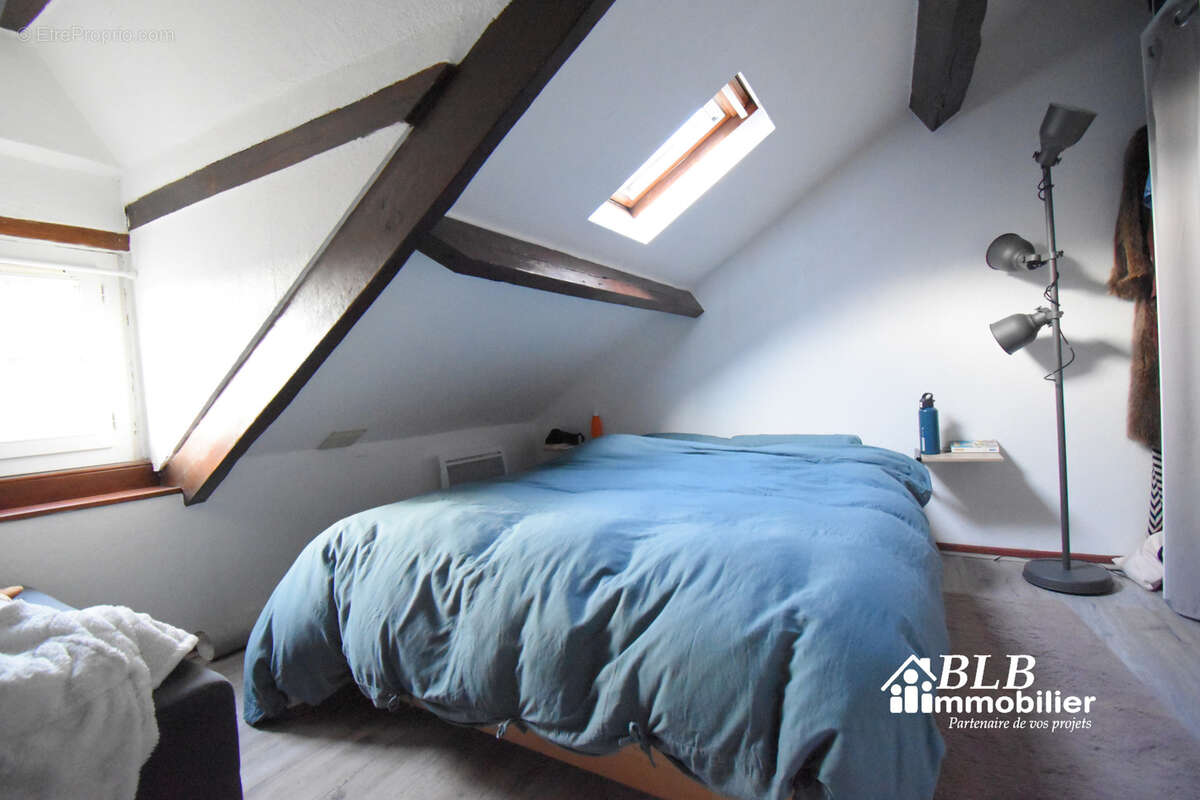 Appartement à NEAUPHLE-LE-CHATEAU