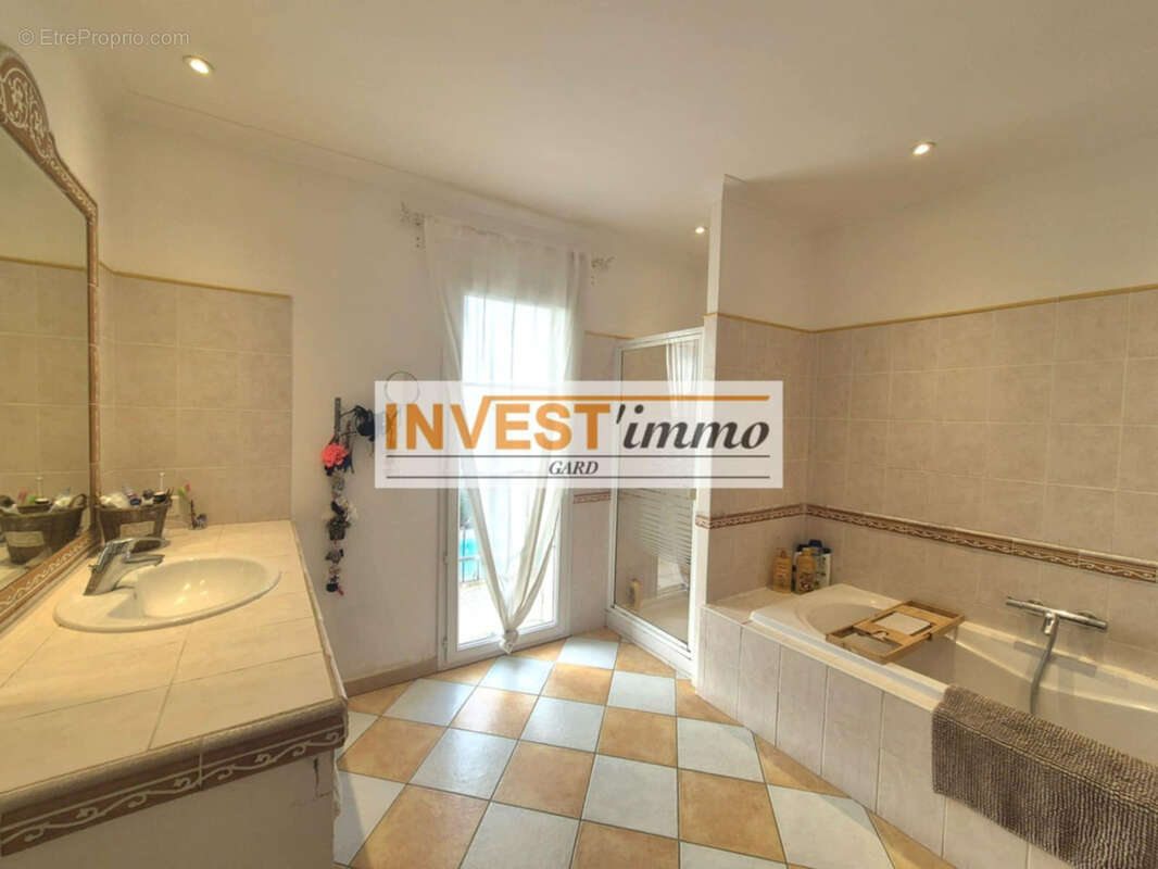 Maison à BOUILLARGUES